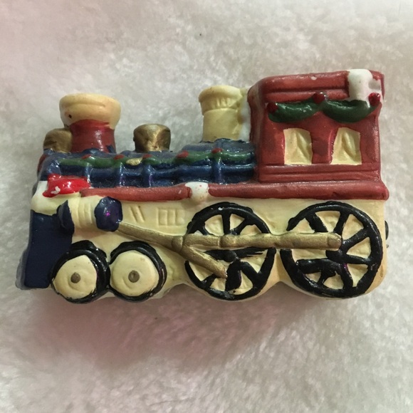 Festive Holiday Train Toy - Picture 1 of 7